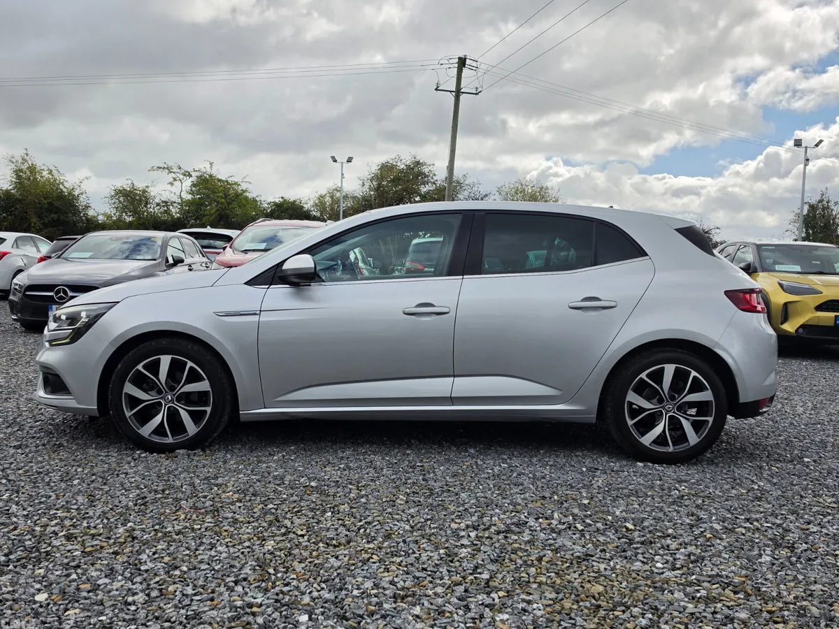 Renault Megane Hatchback, Diesel, 2017, Grey