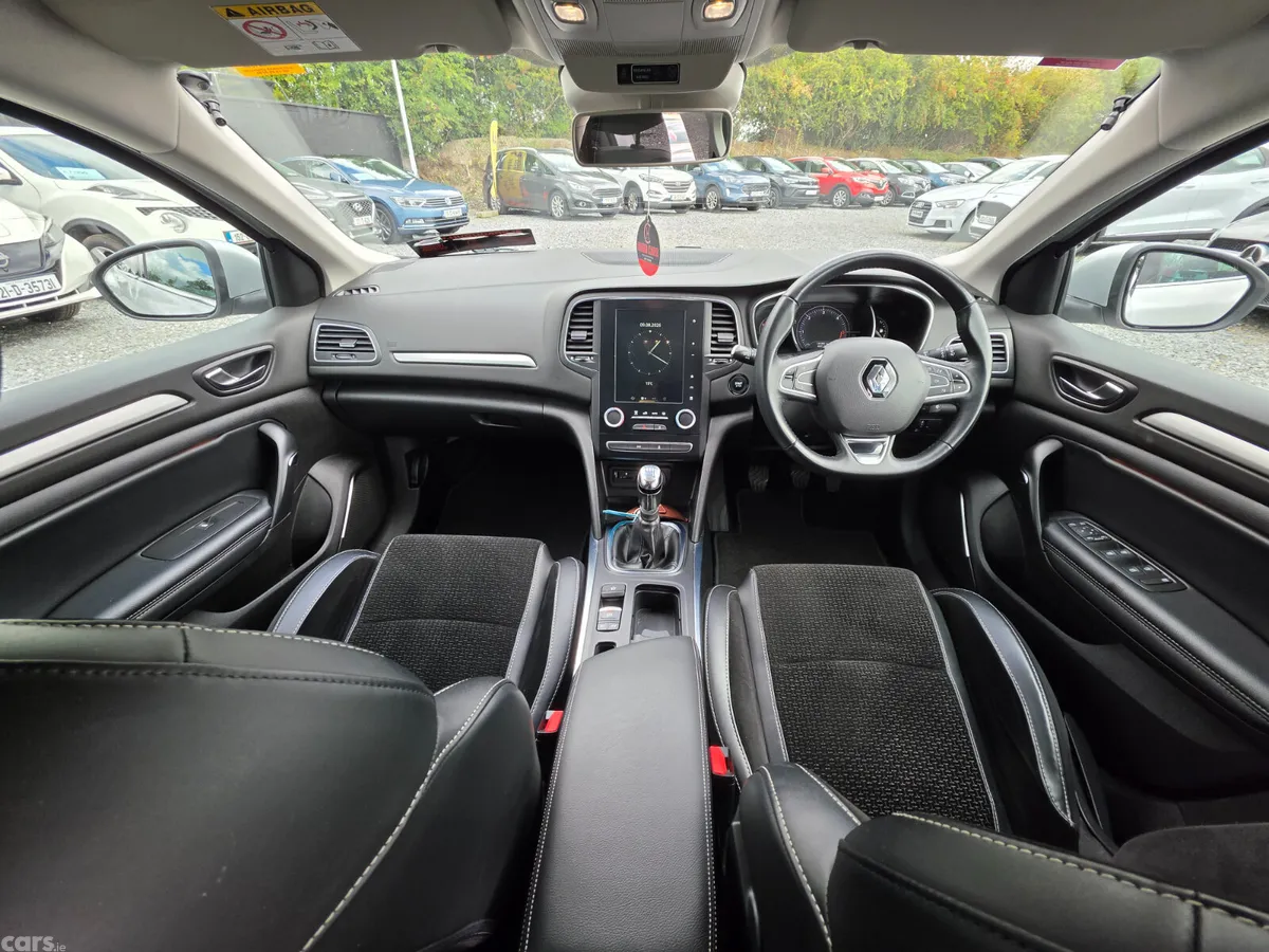 Renault Megane Hatchback, Diesel, 2017, Grey