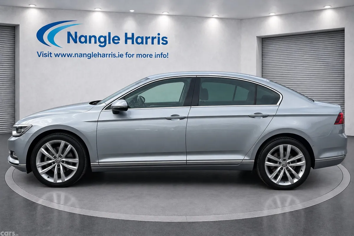 Volkswagen Passat Saloon, Diesel, 2018, Grey