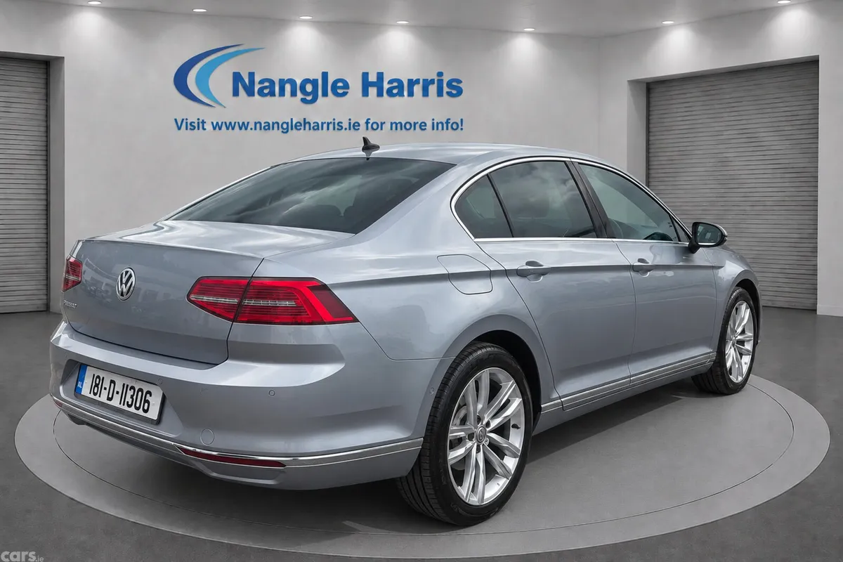 Volkswagen Passat Saloon, Diesel, 2018, Grey
