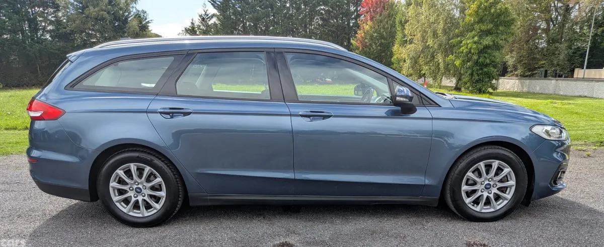 Ford Mondeo Estate/Jeep, Diesel, 2020, Blue