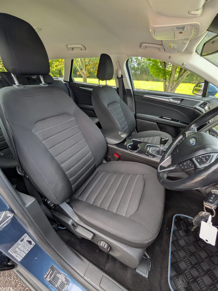 Ford Mondeo Estate/Jeep, Diesel, 2020, Blue