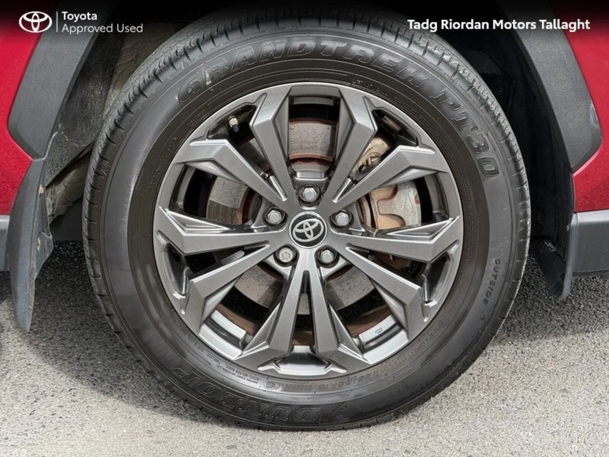 Toyota RAV4 SUV, Petrol Hybrid, 2023, Red