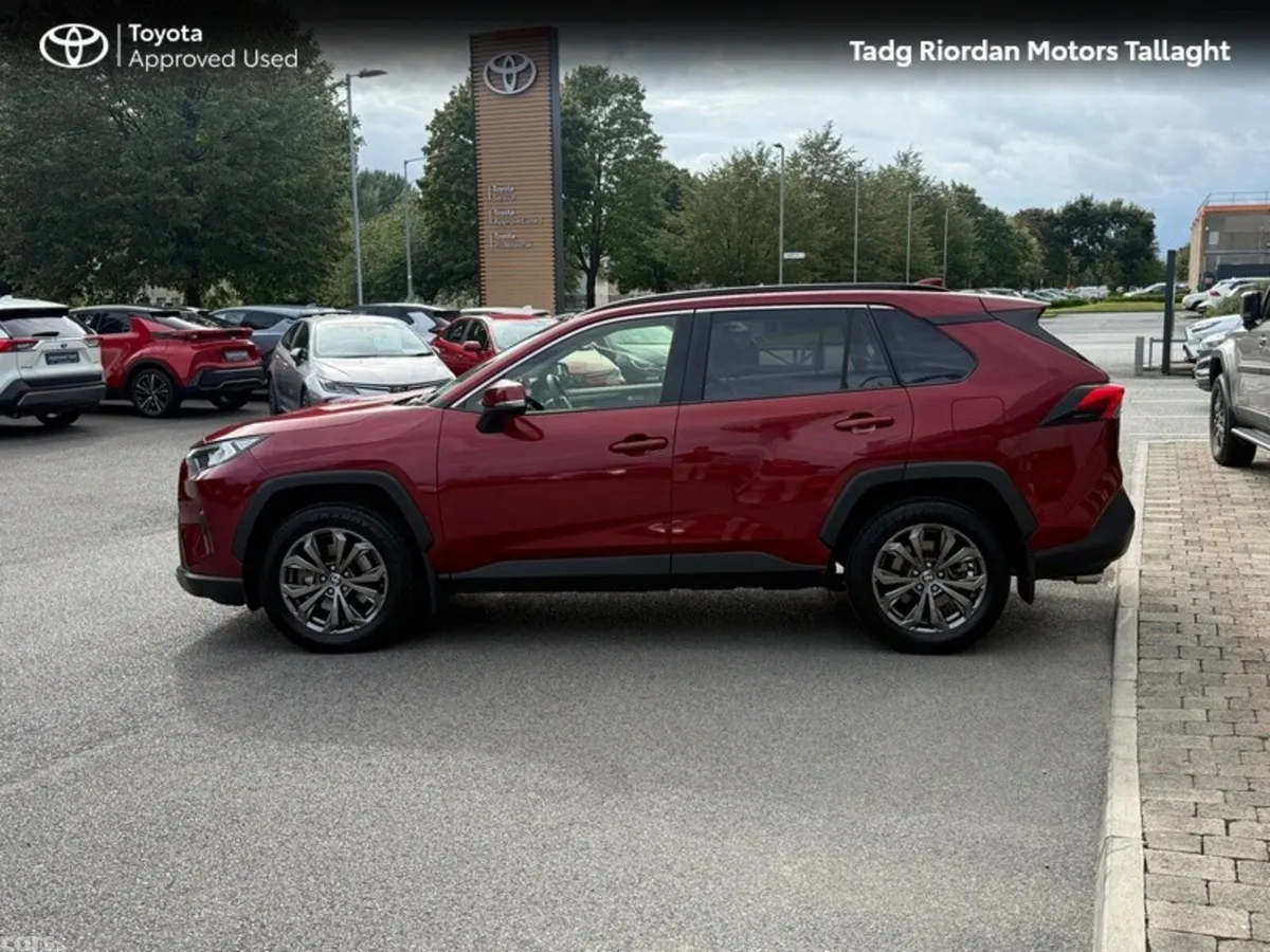 Toyota RAV4 SUV, Petrol Hybrid, 2023, Red