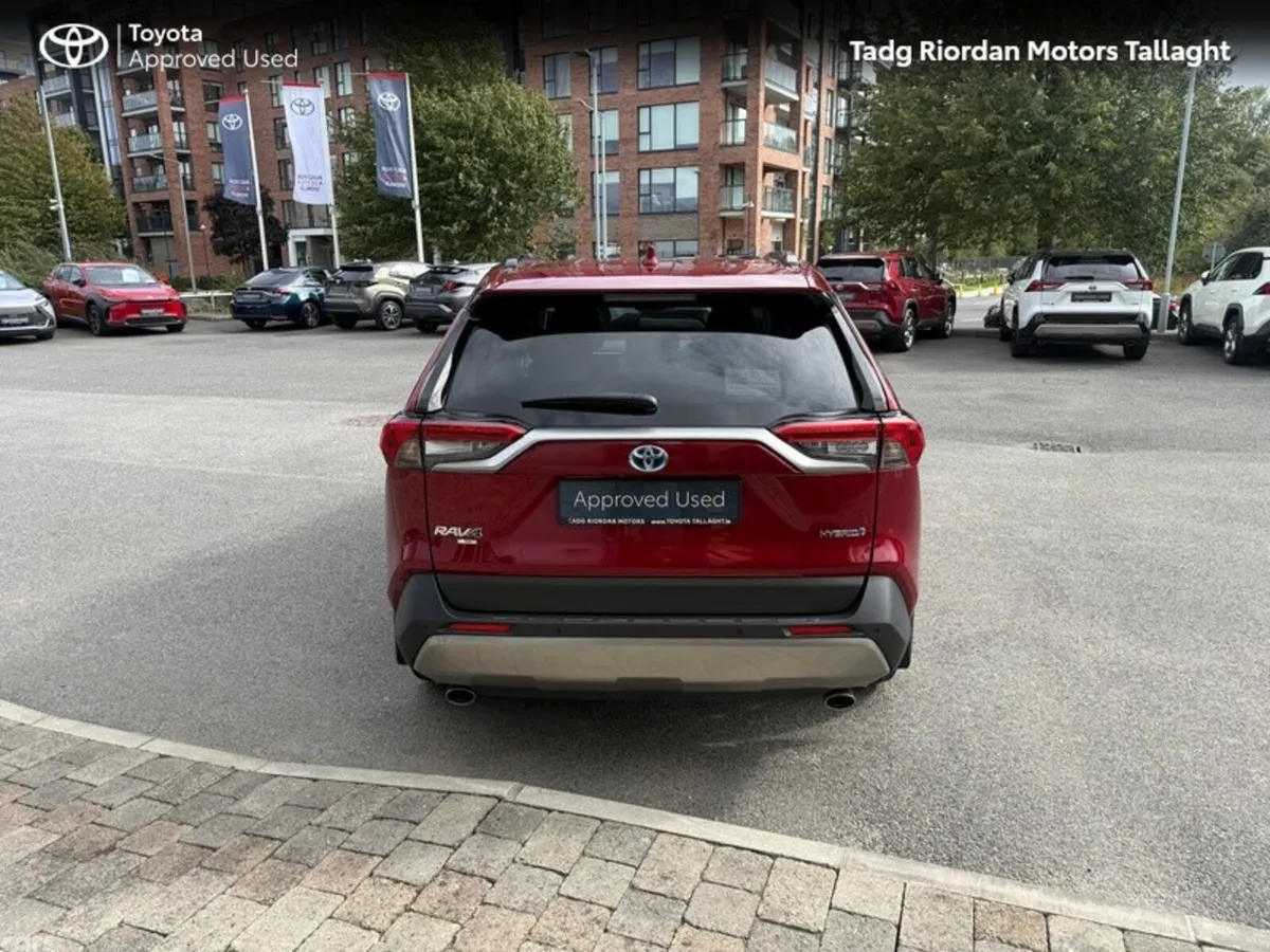 Toyota RAV4 SUV, Petrol Hybrid, 2023, Red