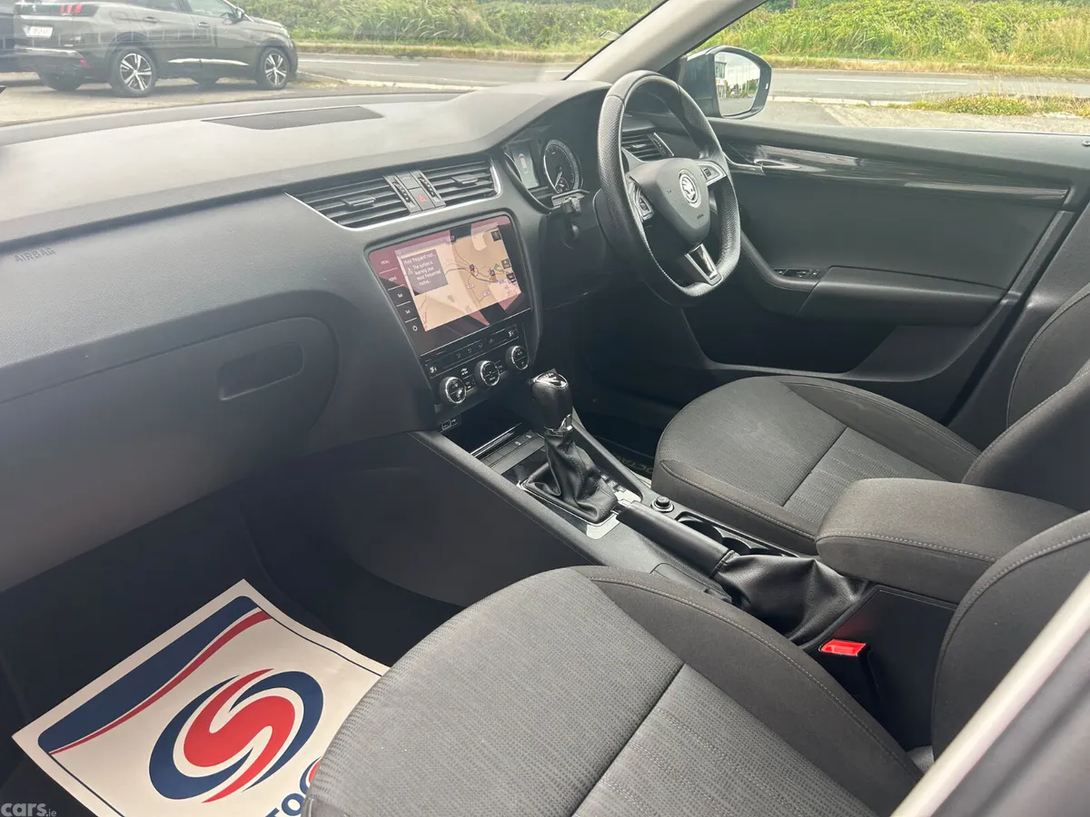 Skoda Octavia Estate, Diesel, 2019, Grey