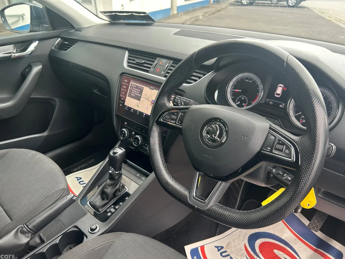 Skoda Octavia Estate, Diesel, 2019, Grey