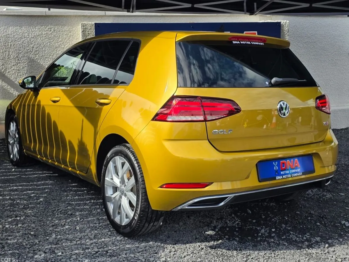Volkswagen Golf Hatchback, Petrol, 2017, Yellow