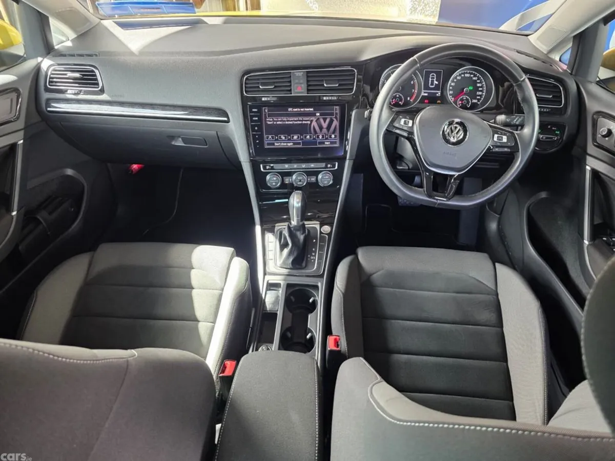 Volkswagen Golf Hatchback, Petrol, 2017, Yellow