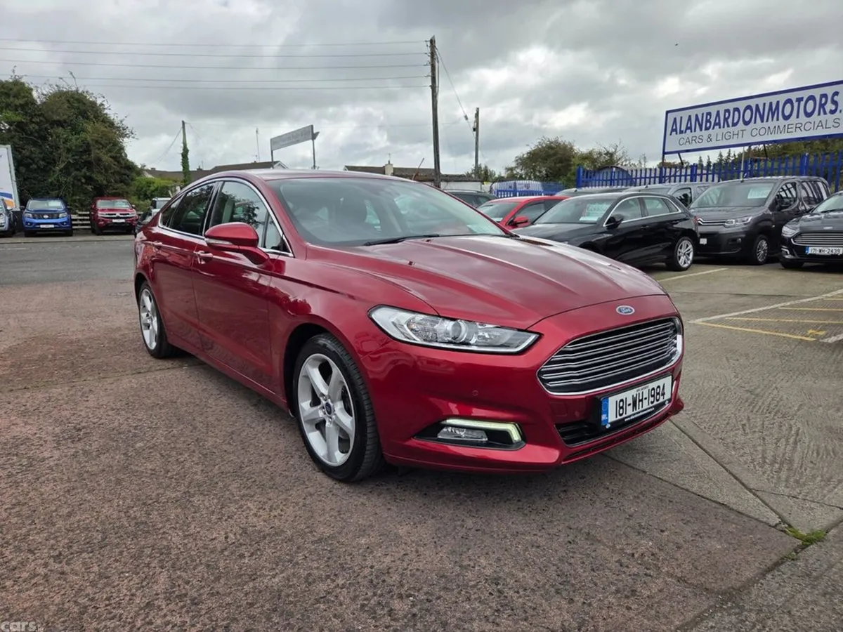 Ford Mondeo Hatchback, Diesel, 2018, Red