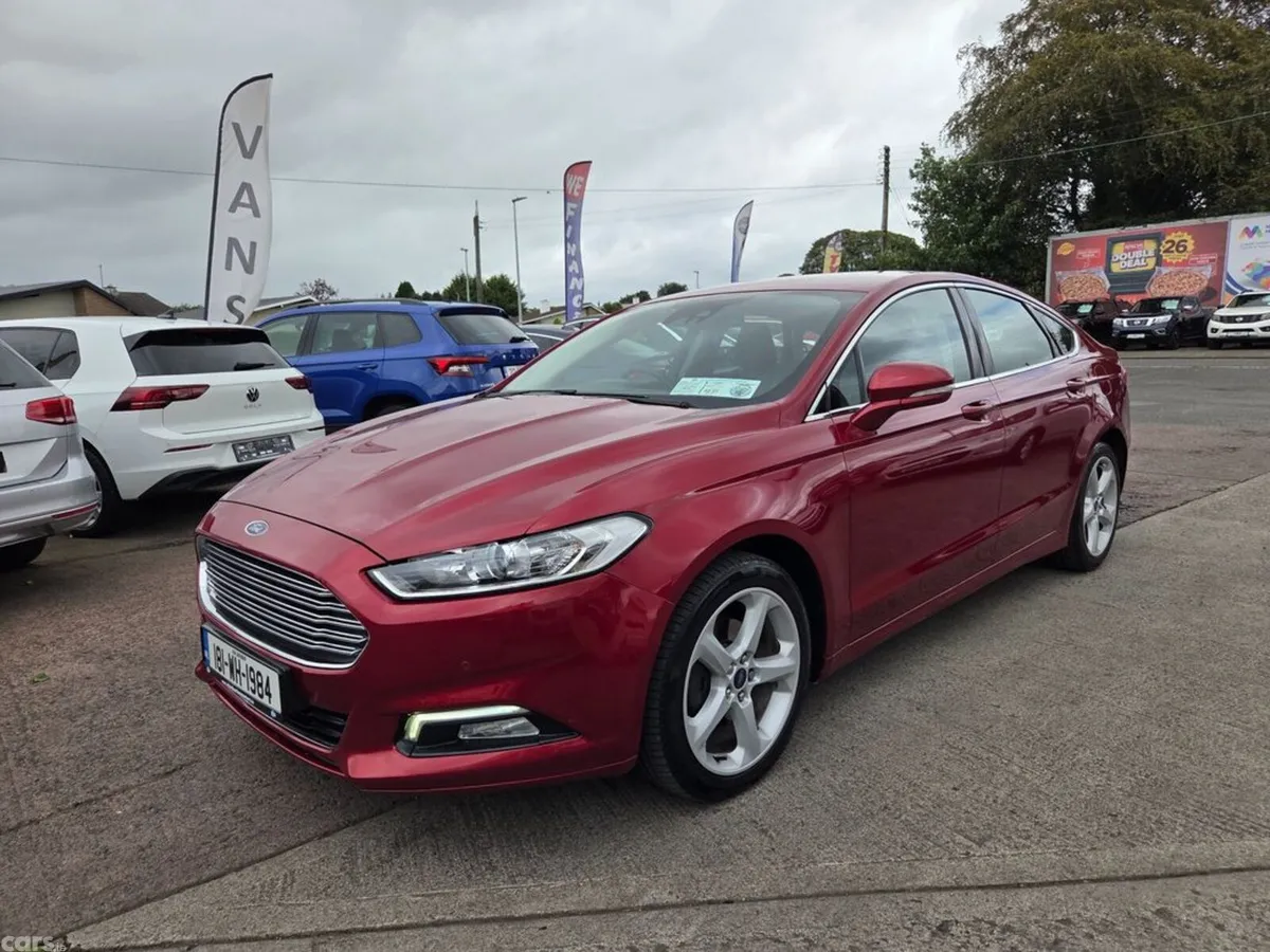 Ford Mondeo Hatchback, Diesel, 2018, Red
