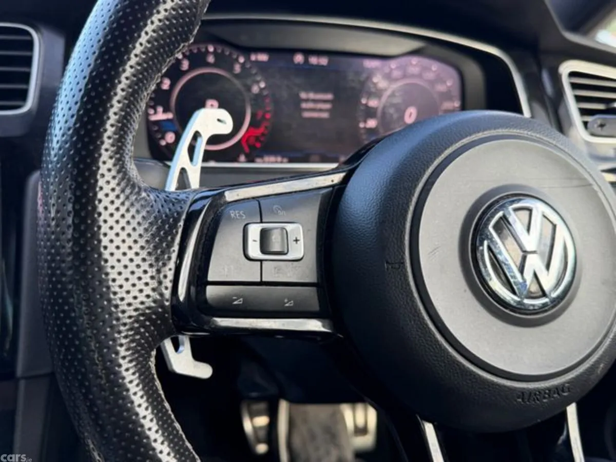 Volkswagen Golf Estate, Petrol, 2016, Blue