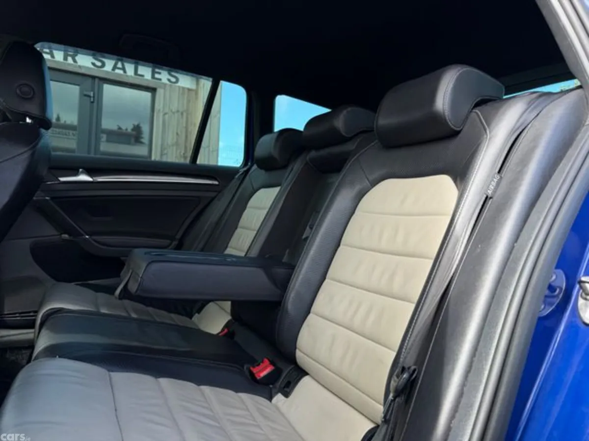 Volkswagen Golf Estate, Petrol, 2016, Blue
