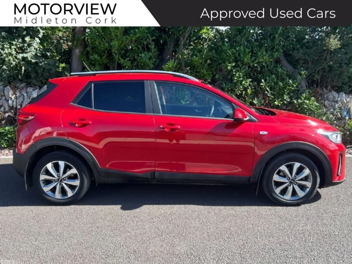 Kia Stonic Hatchback, Petrol, 2023, Red