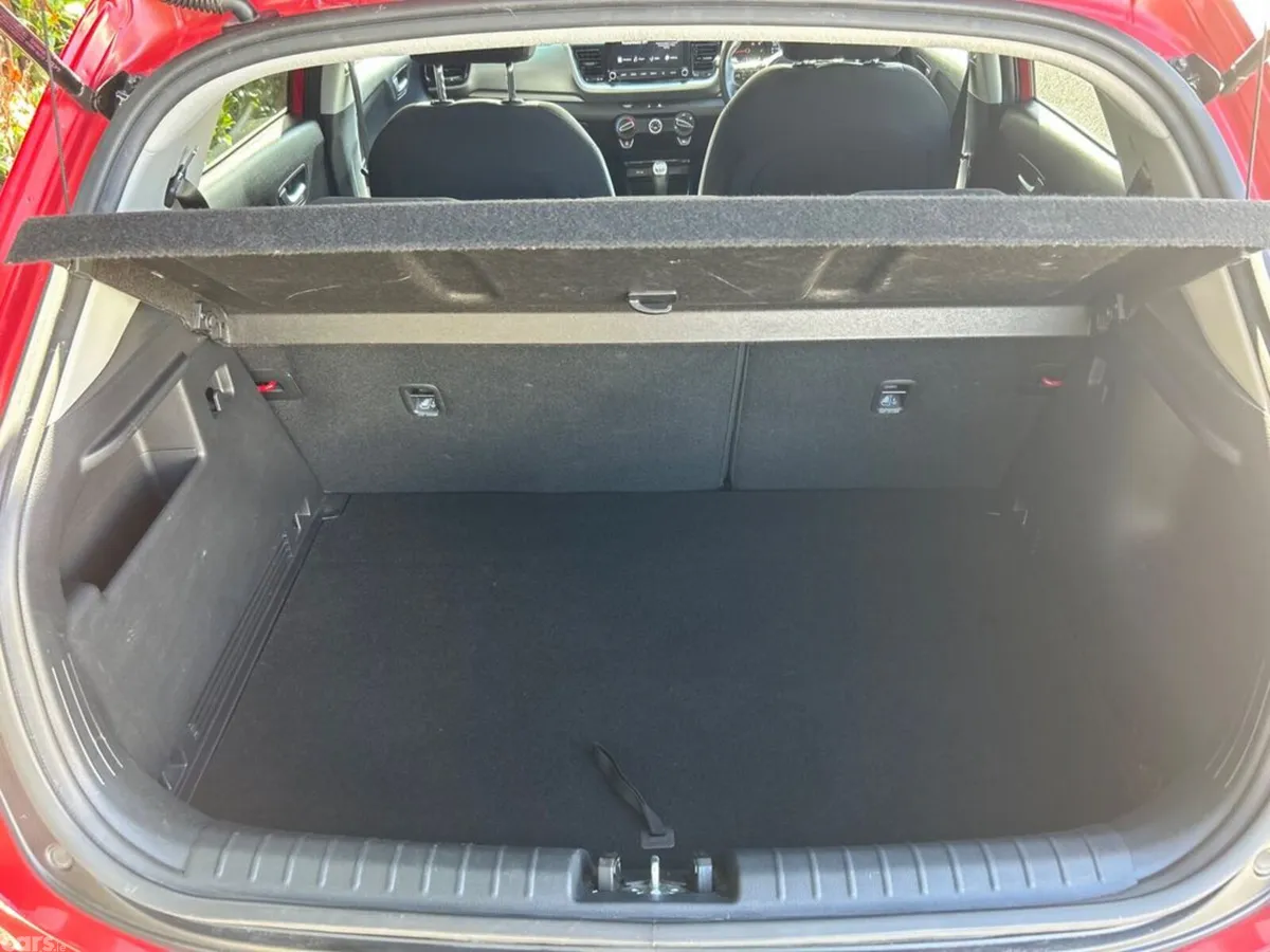 Kia Stonic Hatchback, Petrol, 2023, Red