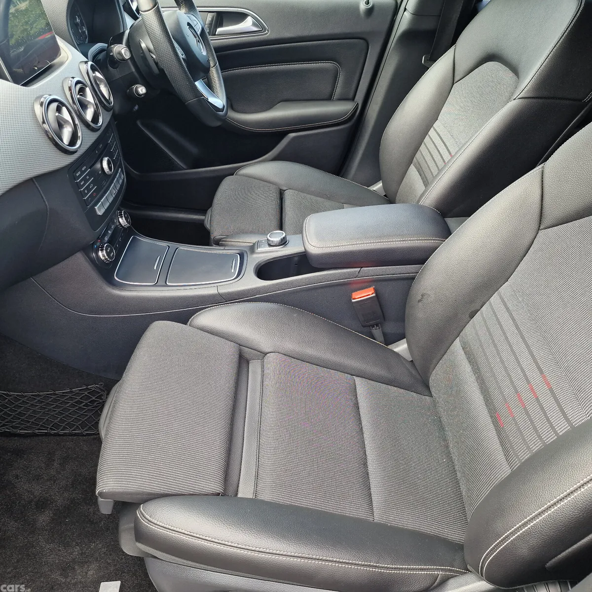 Mercedes-Benz B-Class MPV, Petrol, 2017, Black