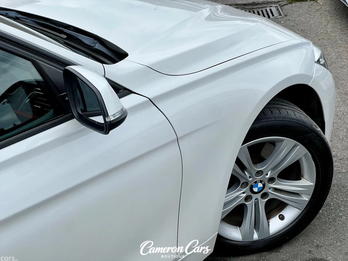 BMW 3-Series Saloon, Petrol Plug-in Hybrid, 2016, White