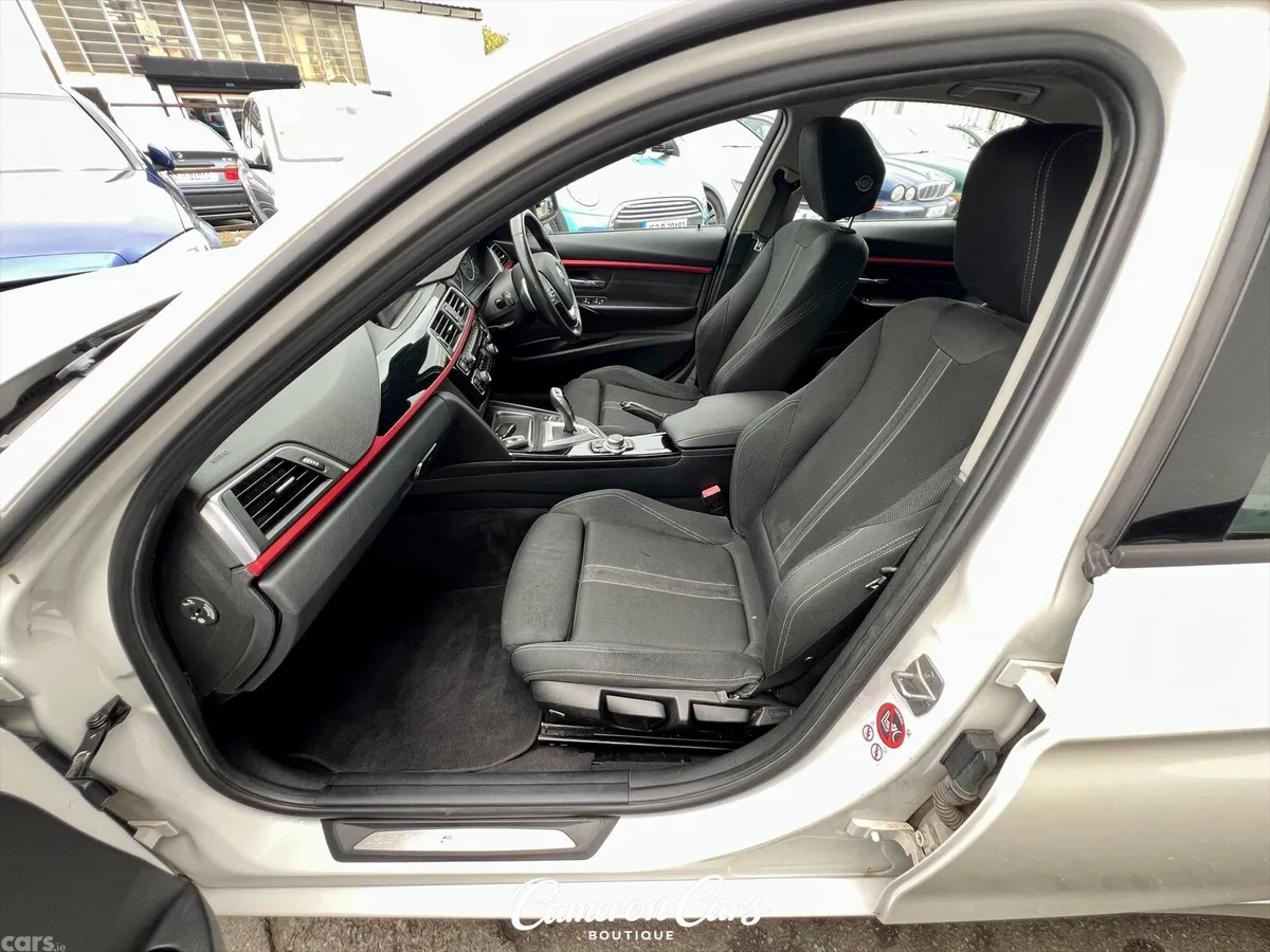 BMW 3-Series Saloon, Petrol Plug-in Hybrid, 2016, White
