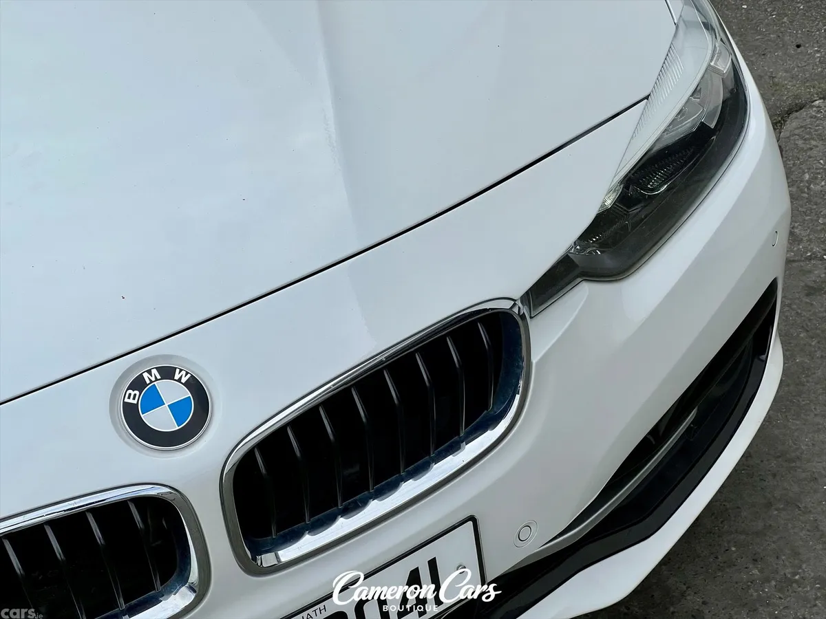 BMW 3-Series Saloon, Petrol Plug-in Hybrid, 2016, White