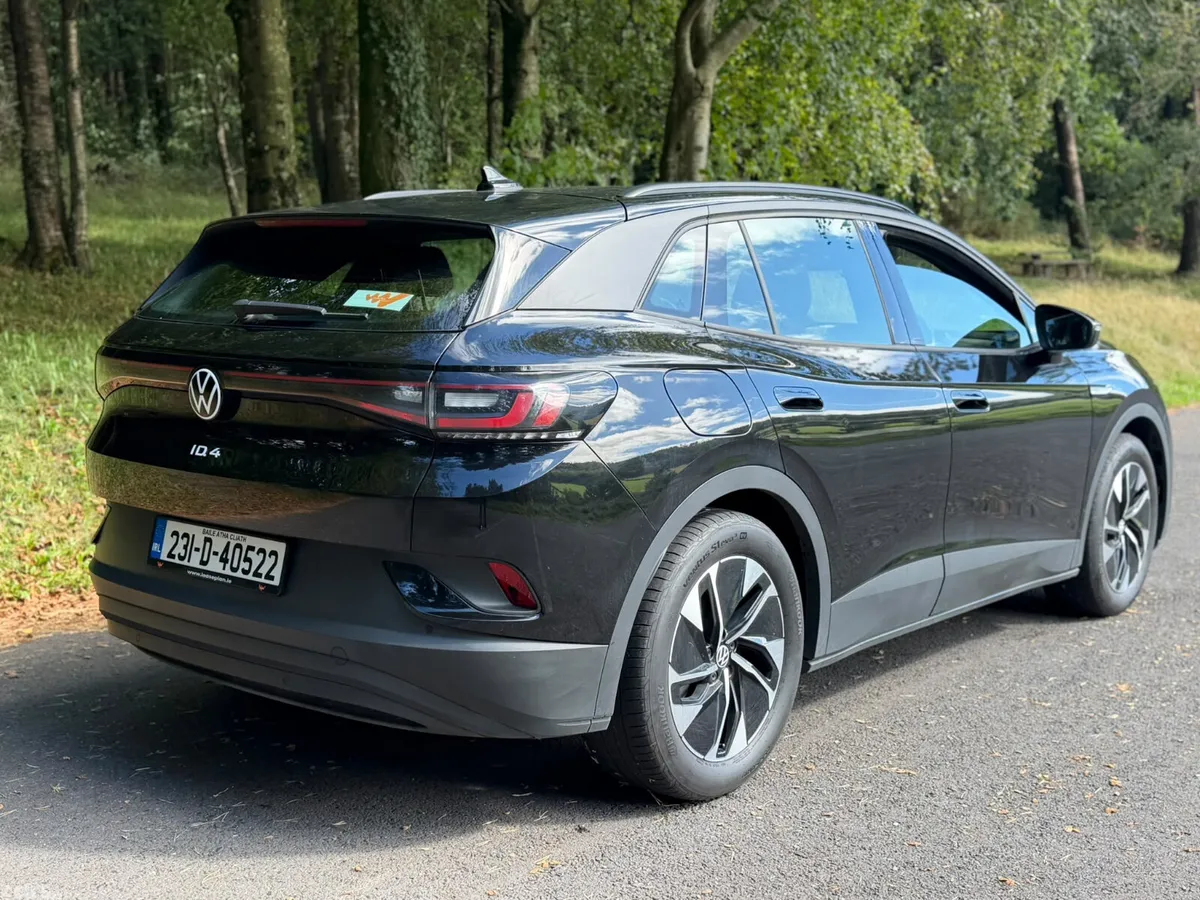 Volkswagen ID.4 Estate, Electric, 2023, Black