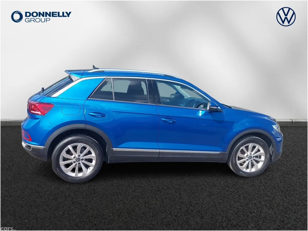 Volkswagen T-Roc Hatchback, Diesel, 2025, Blue