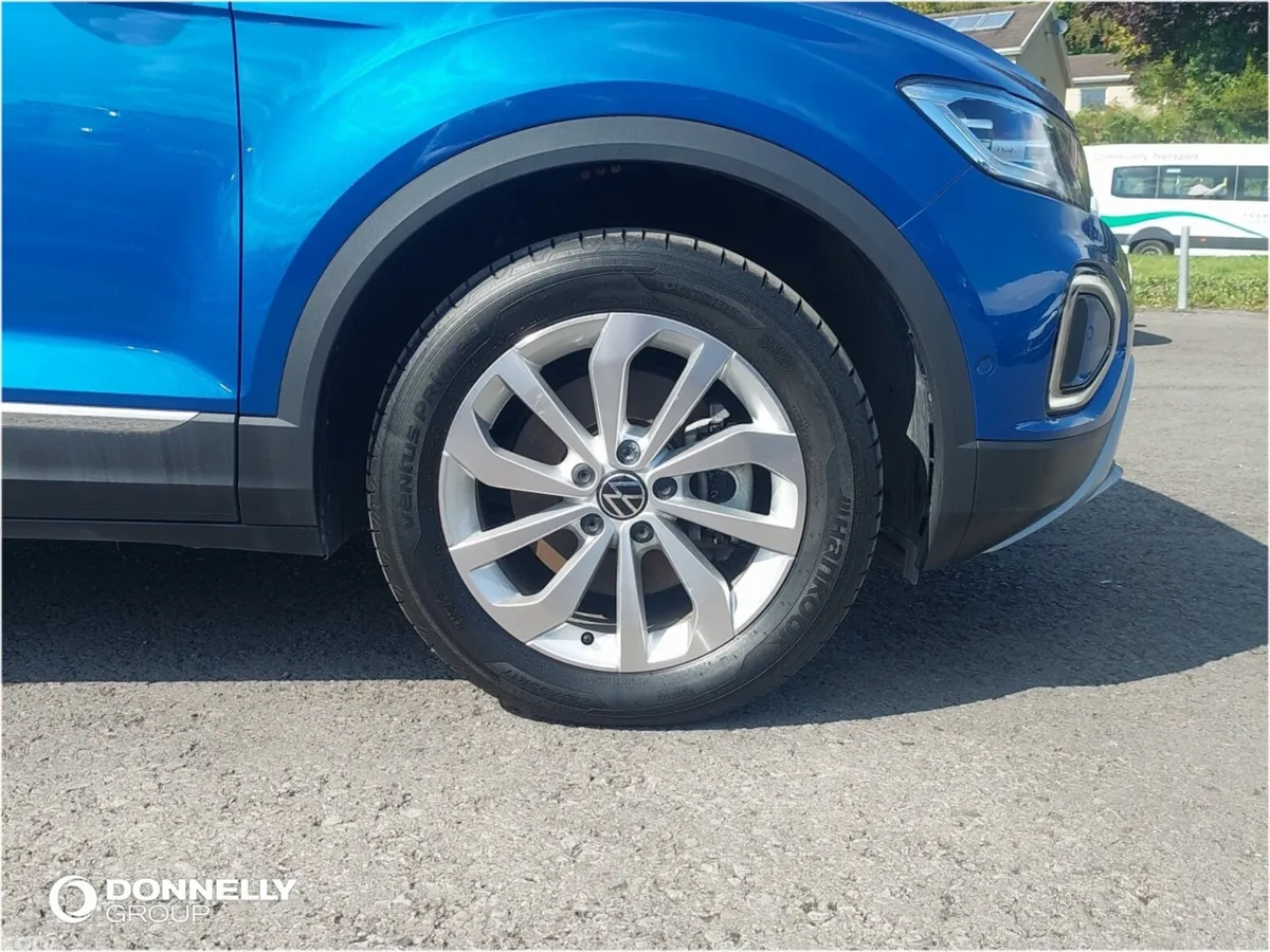 Volkswagen T-Roc Hatchback, Diesel, 2025, Blue