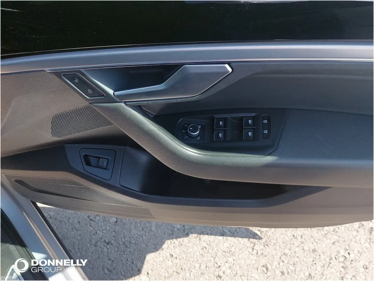 Volkswagen Touareg SUV, Diesel, 2019, Silver