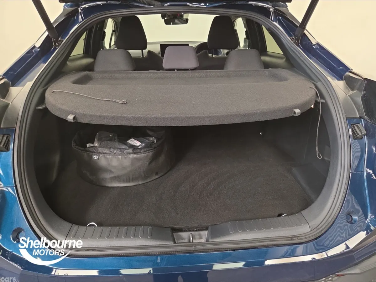 Toyota C-HR Hatchback, Petrol Hybrid, 2025, Blue