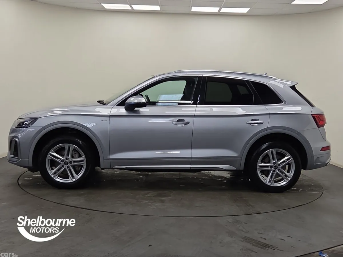 Audi Q5 SUV, Diesel, 2023, Silver