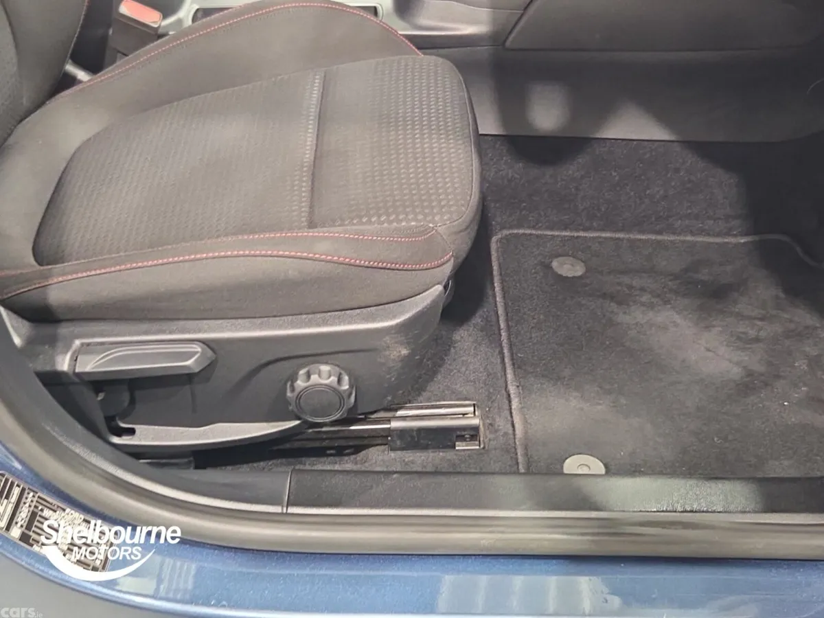 Ford Focus Estate, Petrol, 2023, Blue