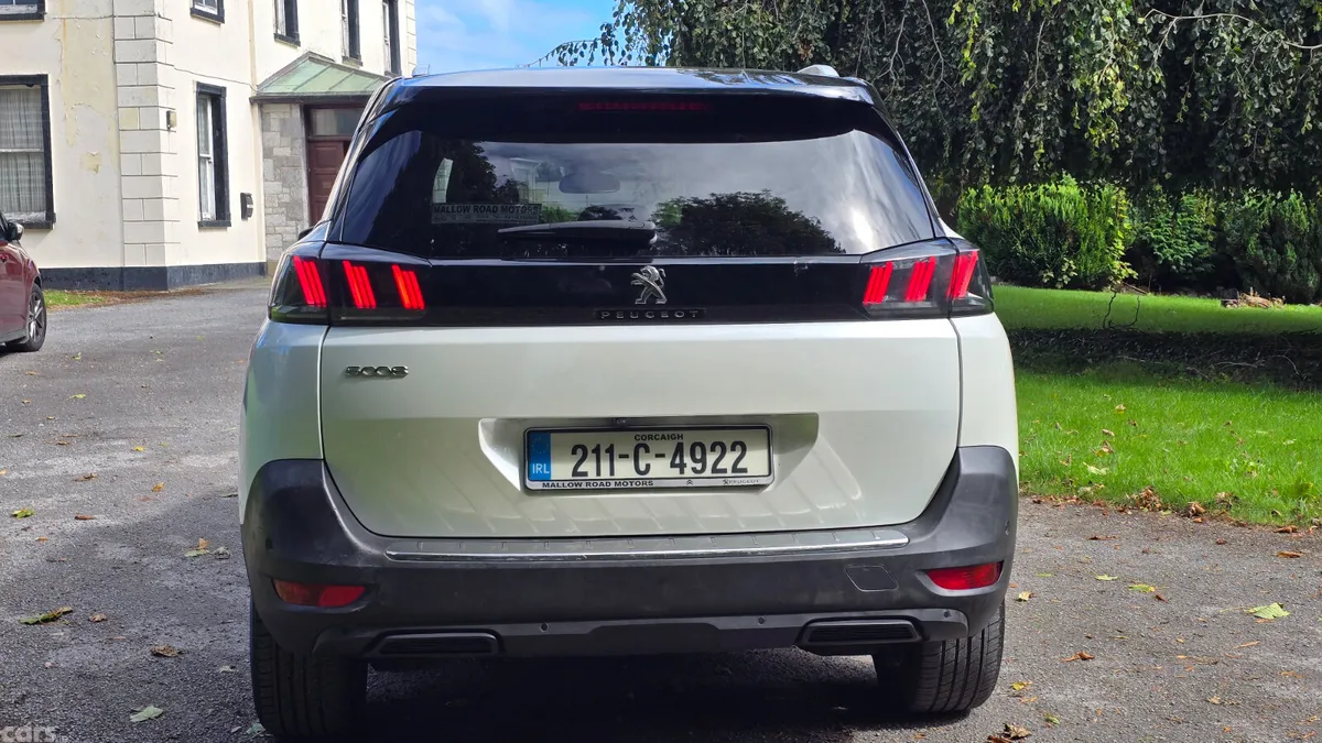 Peugeot 5008 MPV, Diesel, 2021, White