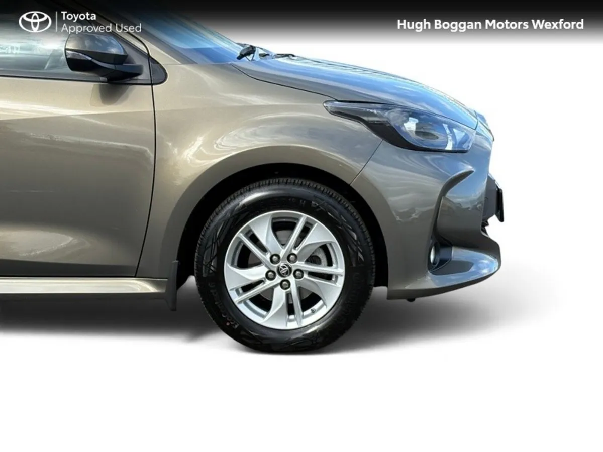 Toyota Yaris Hatchback, Petrol, 2025, Bronze