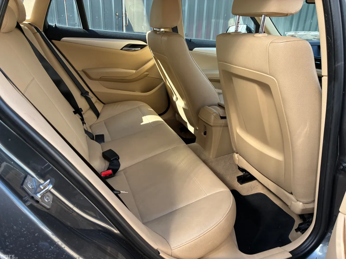 BMW X1 Hatchback, Diesel, 2014, Grey