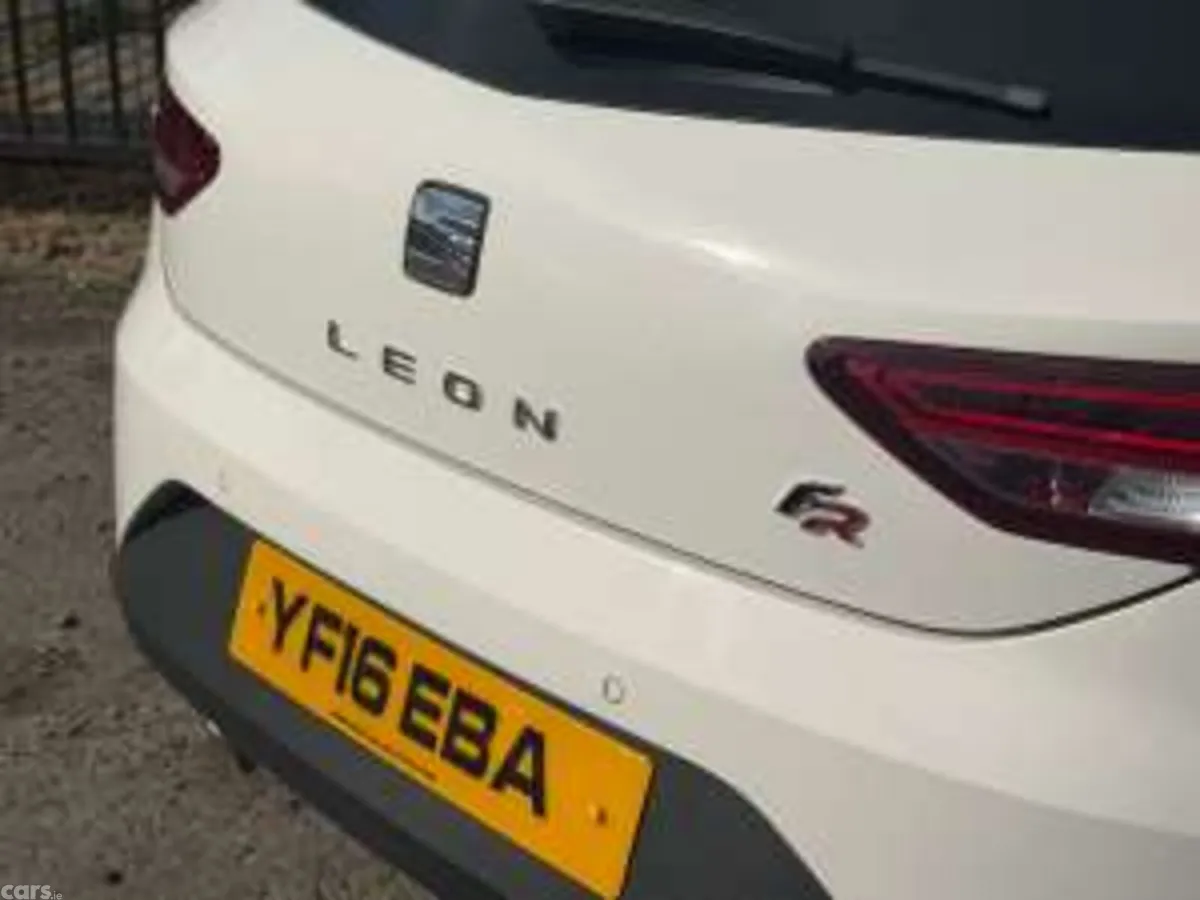 SEAT Leon Hatchback, Diesel, 2016, White