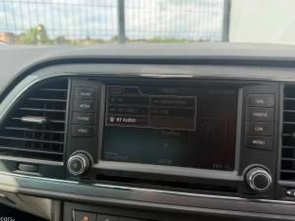 SEAT Leon Hatchback, Diesel, 2016, White