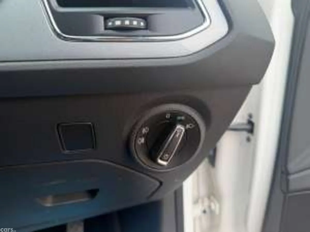 SEAT Leon Hatchback, Diesel, 2016, White