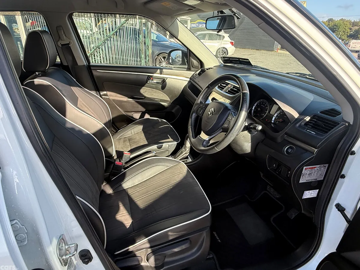Suzuki Swift Hatchback, Petrol, 2015, White