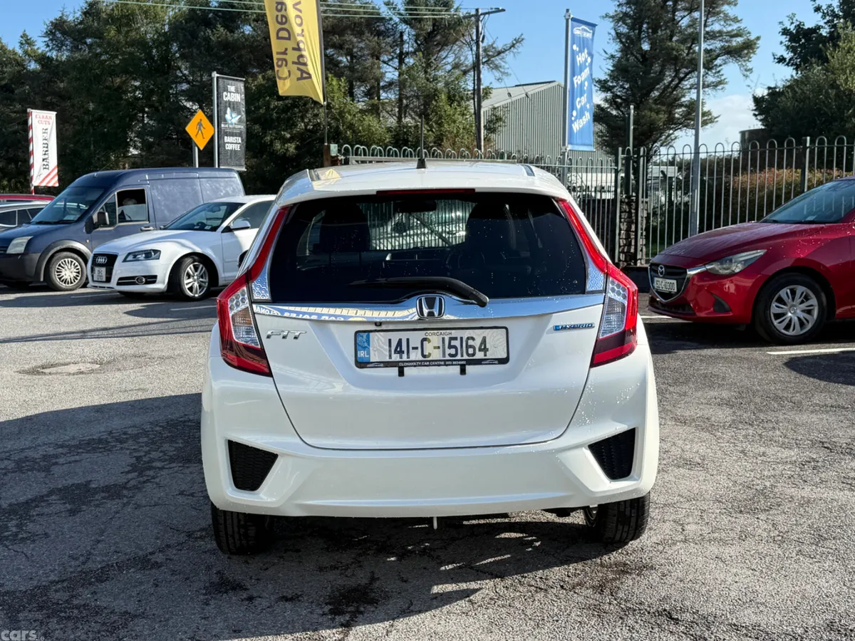Honda Fit Hatchback, Petrol Hybrid, 2014, White
