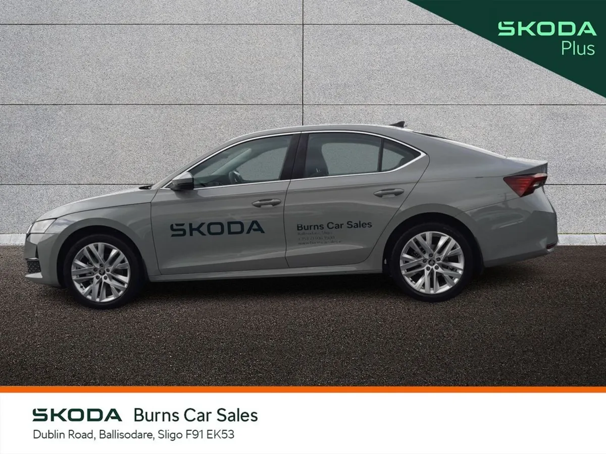 Skoda Octavia Saloon, Diesel, 2026, Grey
