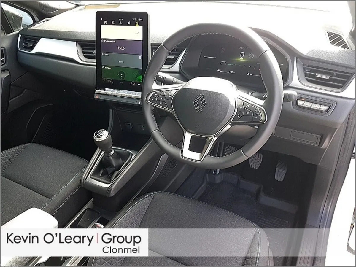 Renault Captur Hatchback, Petrol, 2026, White