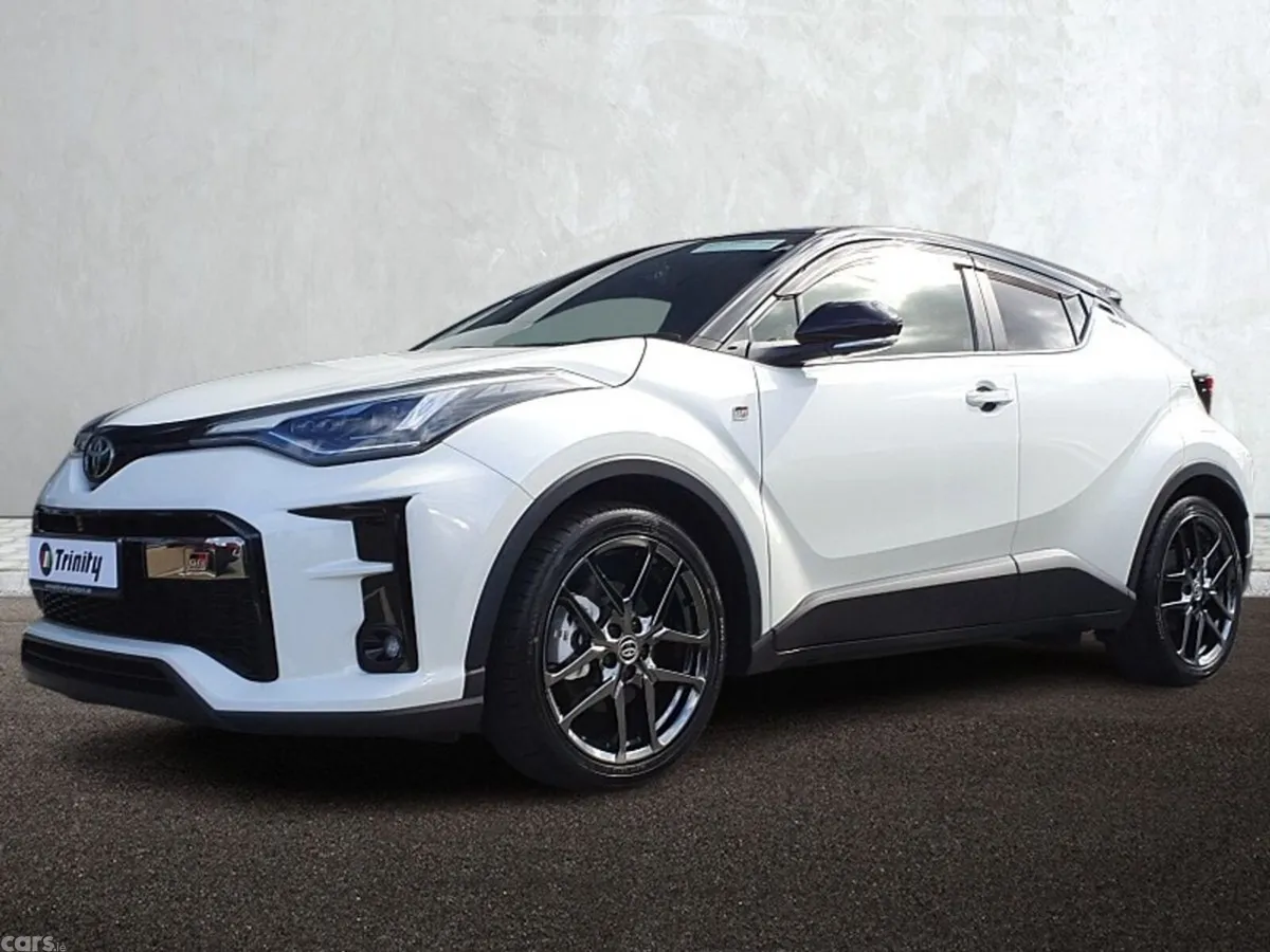 Toyota C-HR SUV, Petrol Hybrid, 2020, White