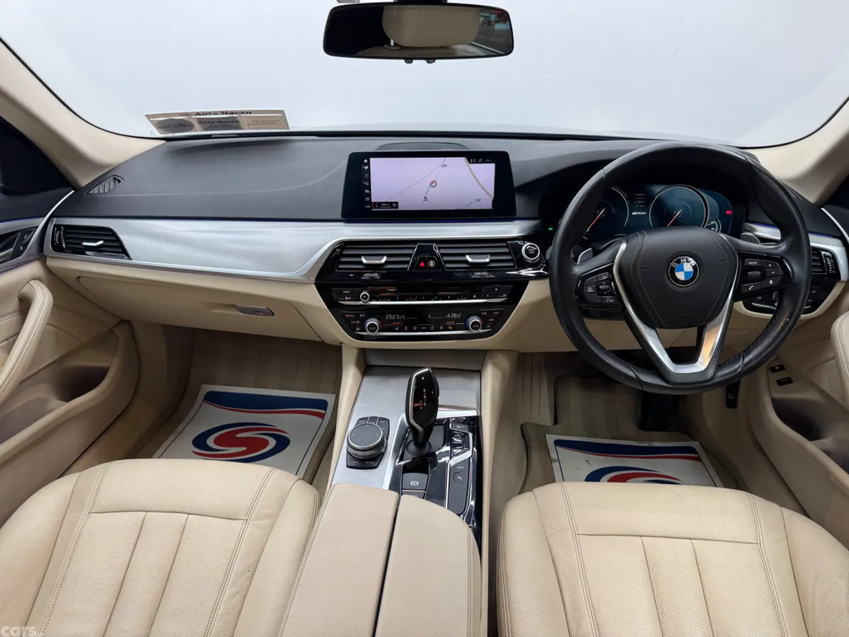 BMW 5-Series Saloon, Petrol Plug-in Hybrid, 2017, Blue