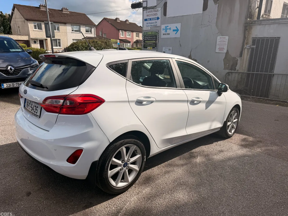 Ford Fiesta Hatchback, Petrol, 2018, White