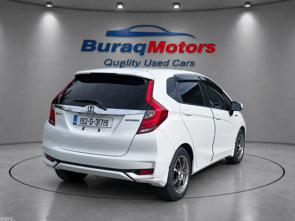 Honda Fit Hatchback, Petrol Hybrid, 2019, White