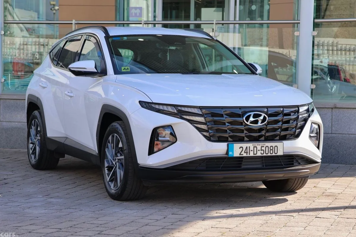 Hyundai Tucson SUV, Diesel, 2024, White