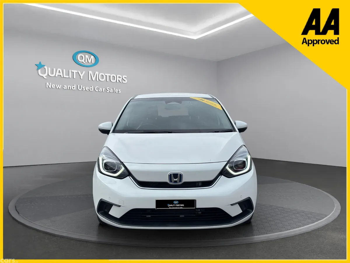 Honda Fit Hatchback, Petrol Hybrid, 2020, White
