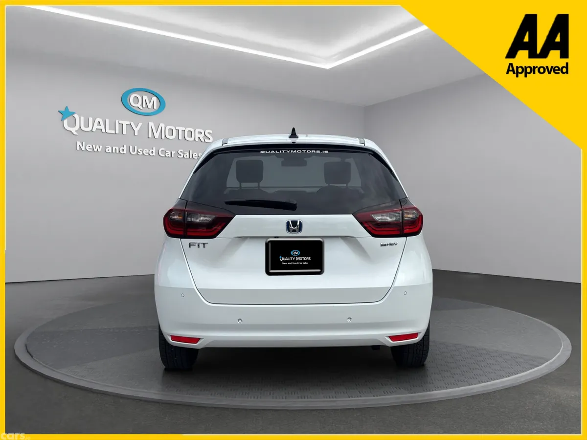 Honda Fit Hatchback, Petrol Hybrid, 2020, White