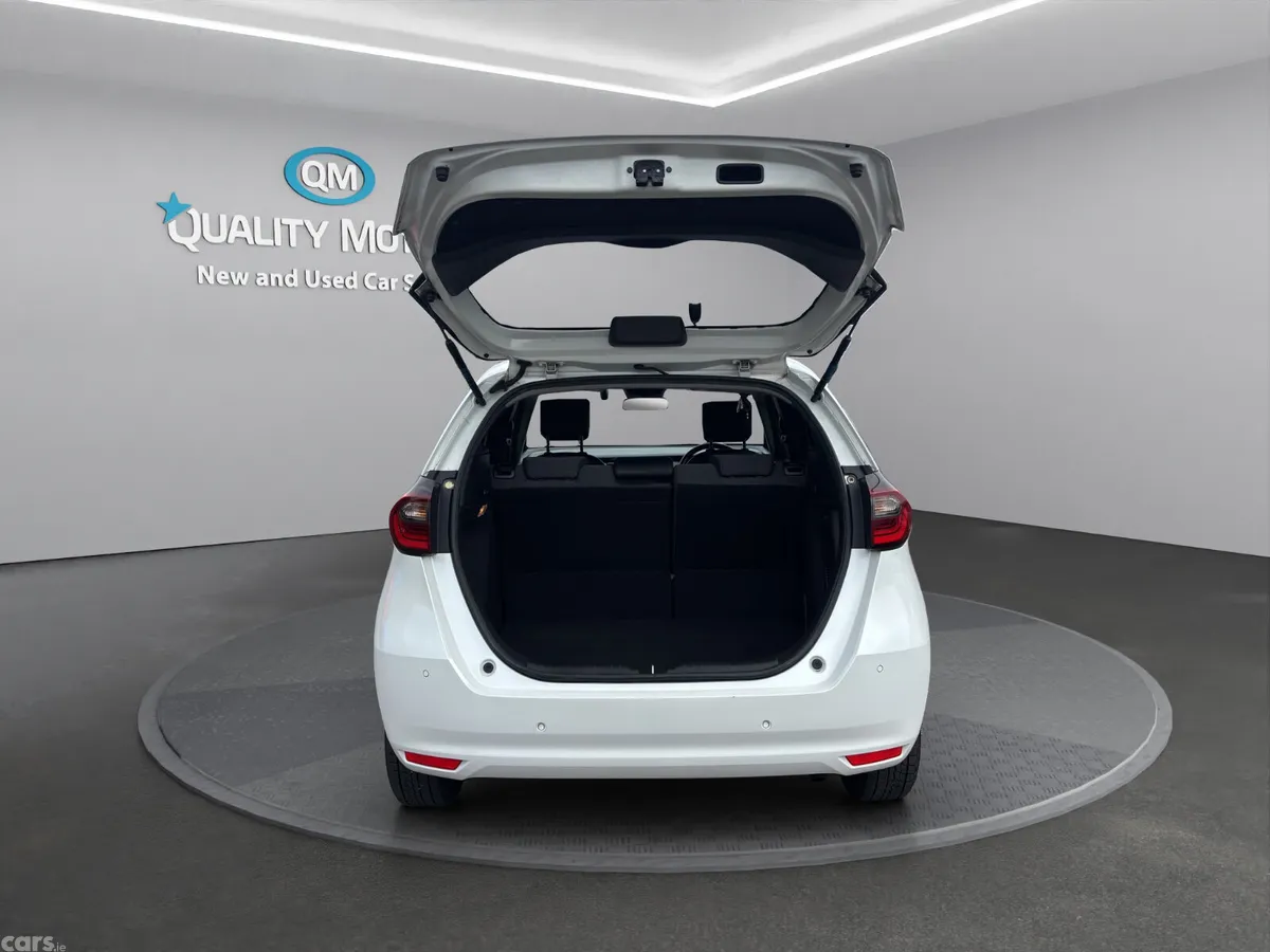 Honda Fit Hatchback, Petrol Hybrid, 2020, White