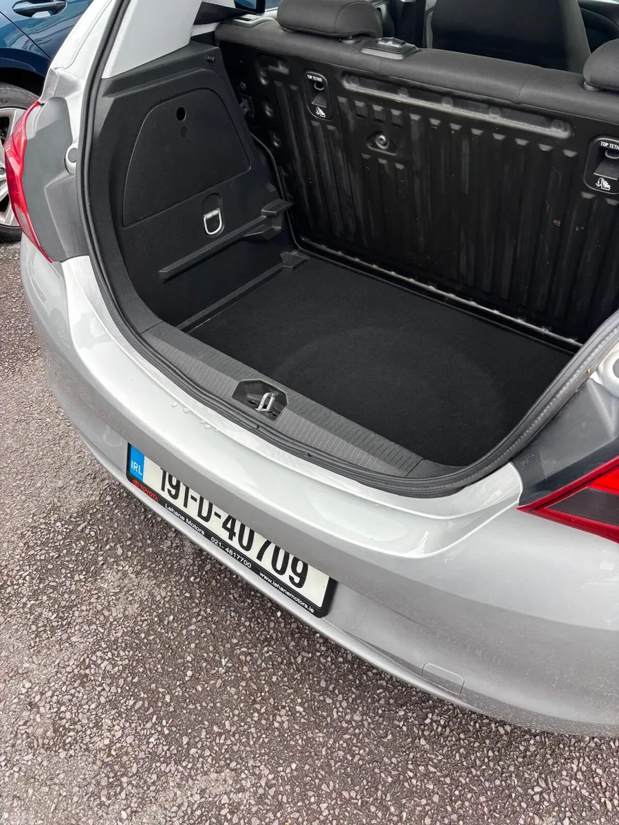 Opel Corsa Hatchback, Petrol, 2019, Grey