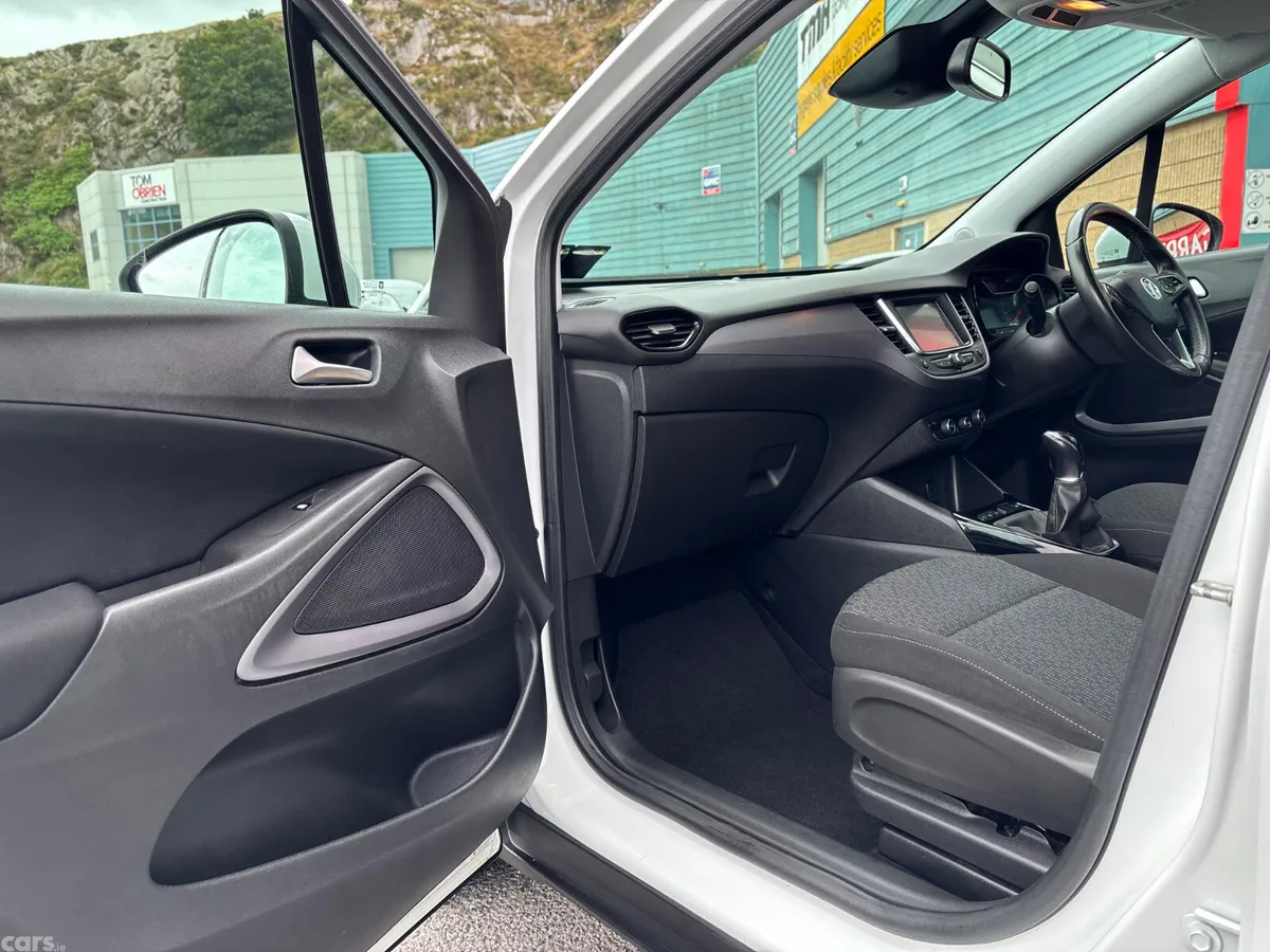Vauxhall Crossland X Hatchback, Petrol, 2019, White